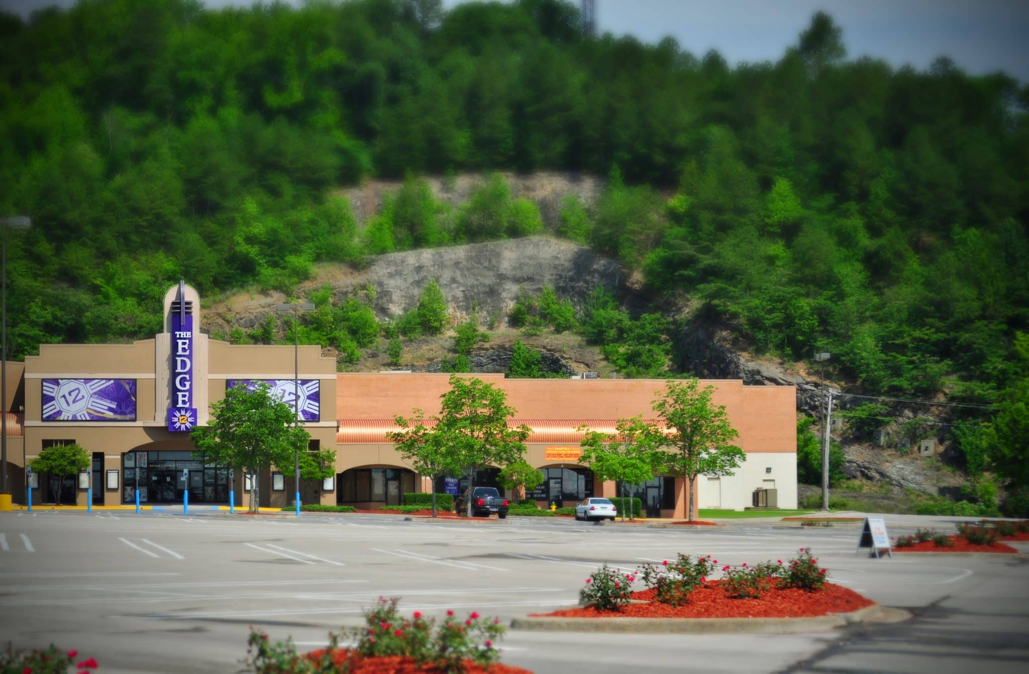 NAI Chase Commercial Realty Represents Citywide Properties LLC & V&S